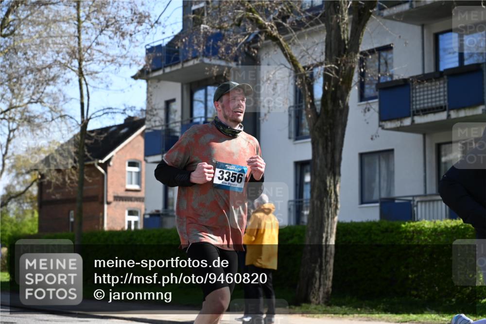 12.04.2026 - 45. Internationalen Wilhelmsburger Insellauf J. Mangold http://msf.ph/oto/9460820 12.04.2026 10:44:06 Ziel 4829, 4062, 5824, 3356, 5766, 5775, 3662, 2911, 4934, 2940, 4815, 4758, 5009, 4815, 4758, 5009, 4906, 5805, 2920 meine-sportfotos.de