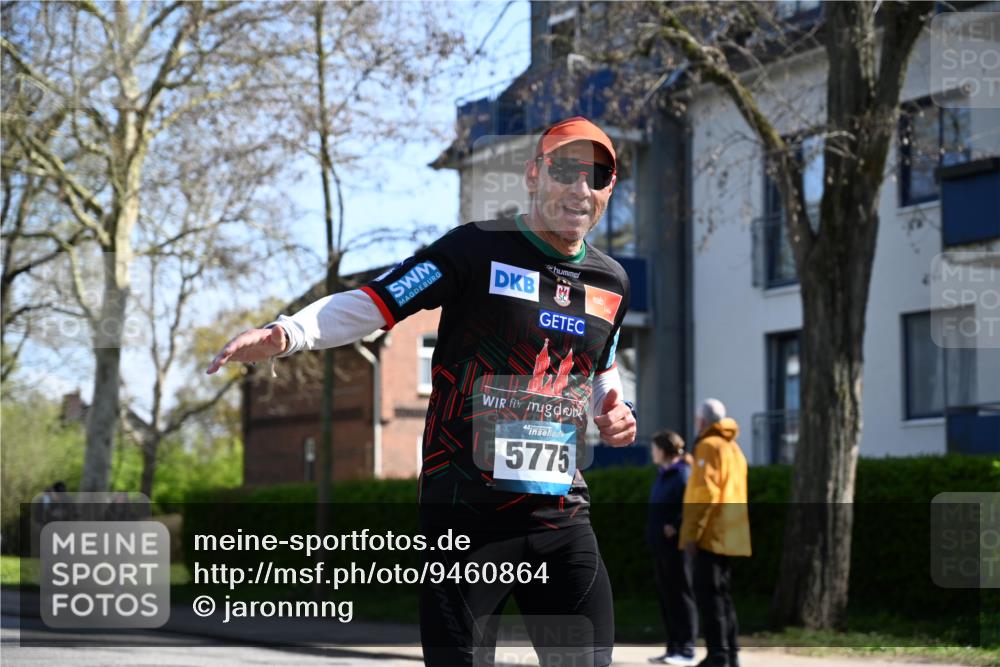 12.04.2026 - 45. Internationalen Wilhelmsburger Insellauf J. Mangold http://msf.ph/oto/9460864 12.04.2026 10:44:18 Ziel 5766, 5775, 3662, 2911, 4934, 2940, 4815, 4758, 5009, 4815, 4758, 5009, 4906, 5805, 2920, 3173, 2190, 4914, 5341, 5435, 5563, 2075 meine-sportfotos.de