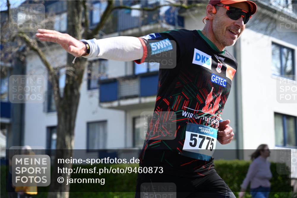 12.04.2026 - 45. Internationalen Wilhelmsburger Insellauf J. Mangold http://msf.ph/oto/9460873 12.04.2026 10:44:18 Ziel 5766, 5775, 3662, 2911, 4934, 2940, 4815, 4758, 5009, 4815, 4758, 5009, 4906, 5805, 2920, 3173, 2190, 4914, 5341, 5435, 5563, 2075 meine-sportfotos.de