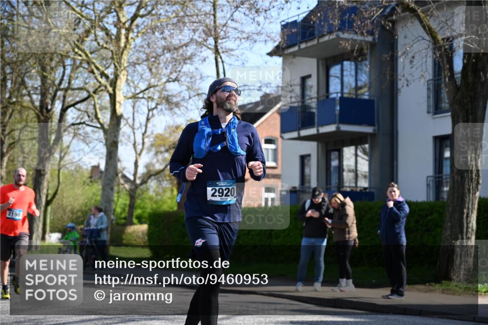 12.04.2026 - 45. Internationalen Wilhelmsburger Insellauf J. Mangold http://msf.ph/oto/9460953 12.04.2026 10:44:47 Ziel 5805, 2920, 3173, 2190, 4914, 5341, 5435, 5563, 2075, 2810, 3408, 4739, 3416, 2899, 4785, 3566, 5037, 5046, 3747, 3054, 3054, 2376, 2300, 3334, 4958, 3500, 4928, 4333, 2301, 2995 meine-sportfotos.de