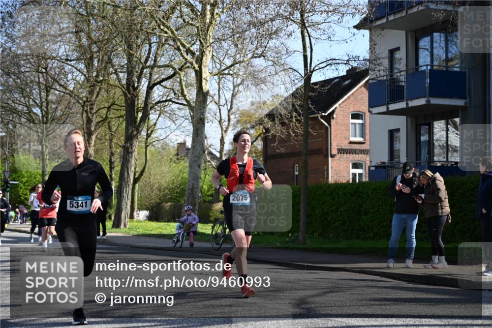 12.04.2026 - 45. Internationalen Wilhelmsburger Insellauf J. Mangold http://msf.ph/oto/9460993 12.04.2026 10:44:51 Ziel 2920, 3173, 2190, 4914, 5341, 5435, 5563, 2075, 2810, 3408, 4739, 3416, 2899, 4785, 2899, 4785, 3566, 5037, 5046, 3747, 3054, 2376, 2300, 3334, 2300, 3334, 4958, 3500, 4928, 4333, 2301, 2995, 2134, 3369 meine-sportfotos.de