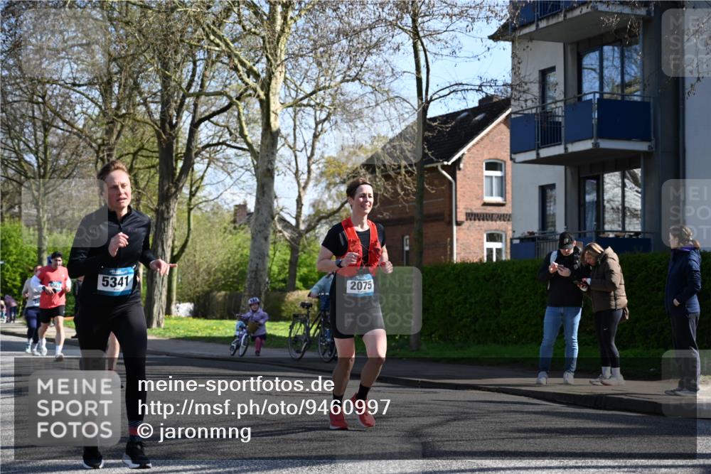 12.04.2026 - 45. Internationalen Wilhelmsburger Insellauf J. Mangold http://msf.ph/oto/9460997 12.04.2026 10:44:52 Ziel 2920, 3173, 2190, 4914, 5341, 5435, 5563, 2075, 2810, 3408, 4739, 3416, 2899, 4785, 3566, 5037, 5046, 3747, 3054, 2376, 2300, 3334, 4958, 3500, 4928, 4333, 2301, 2995, 2134, 3369, 4635 meine-sportfotos.de