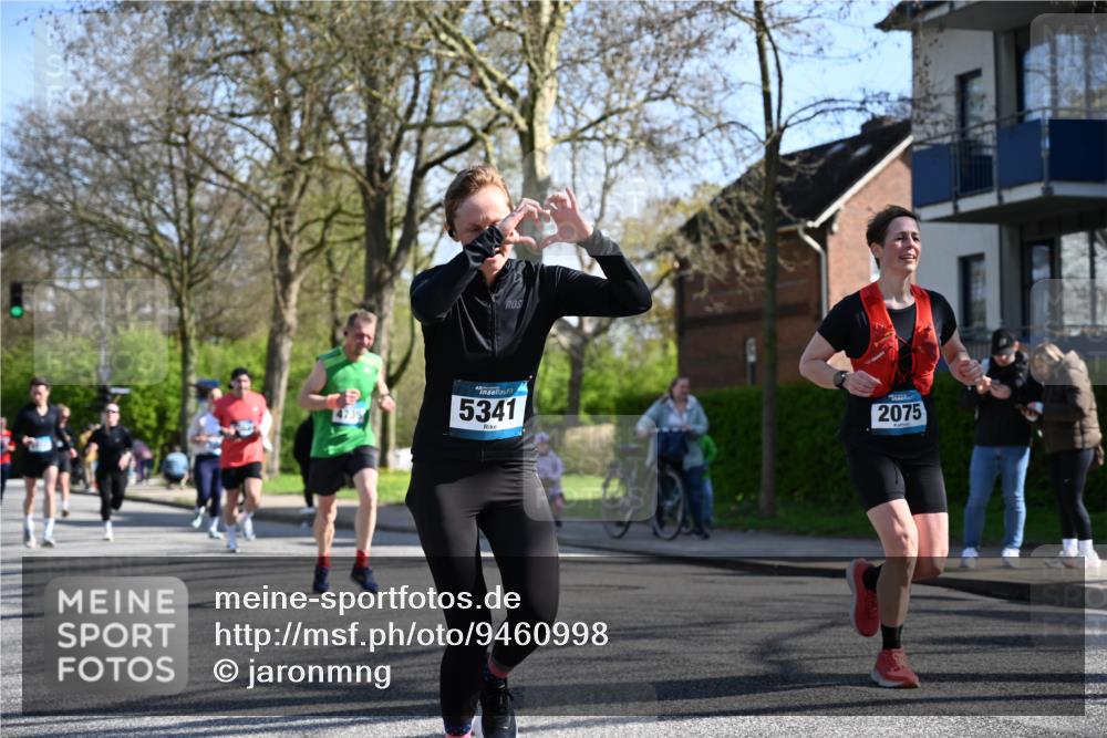 12.04.2026 - 45. Internationalen Wilhelmsburger Insellauf J. Mangold http://msf.ph/oto/9460998 12.04.2026 10:44:52 Ziel 2920, 3173, 2190, 4914, 5341, 5435, 5563, 2075, 2810, 3408, 4739, 3416, 2899, 4785, 3566, 5037, 5046, 3747, 3054, 2376, 2300, 3334, 4958, 3500, 4928, 4333, 2301, 2995, 2134, 3369, 4635 meine-sportfotos.de