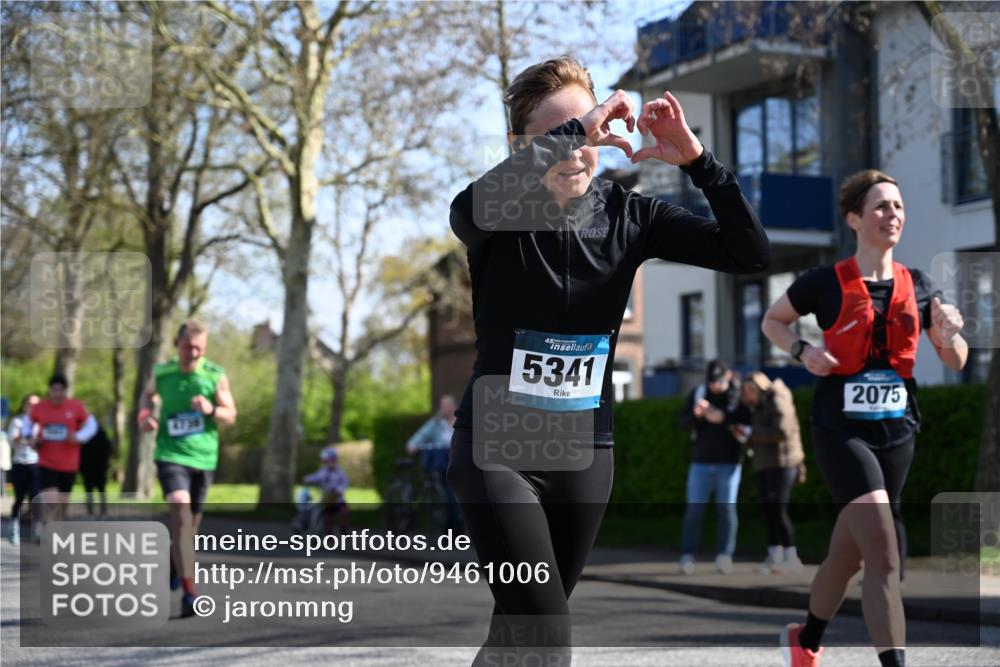 12.04.2026 - 45. Internationalen Wilhelmsburger Insellauf J. Mangold http://msf.ph/oto/9461006 12.04.2026 10:44:53 Ziel 2920, 3173, 2190, 4914, 5341, 5435, 5563, 2075, 2810, 3408, 4739, 3416, 2899, 4785, 3566, 5037, 5046, 3747, 3054, 2376, 2300, 3334, 4958, 3500, 4928, 4333, 2301, 2995, 2134, 3369, 4635, 3772 meine-sportfotos.de