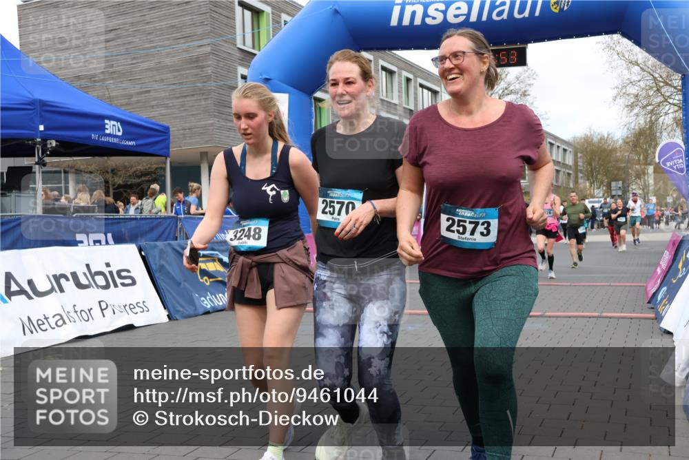 12.04.2026 - 45. Internationalen Wilhelmsburger Insellauf Strokosch-Dieckow http://msf.ph/oto/9461044 12.04.2026 13:18:53 Ziel 2570, 2573, 3277, 3828, 4948, 5488, 5663 meine-sportfotos.de