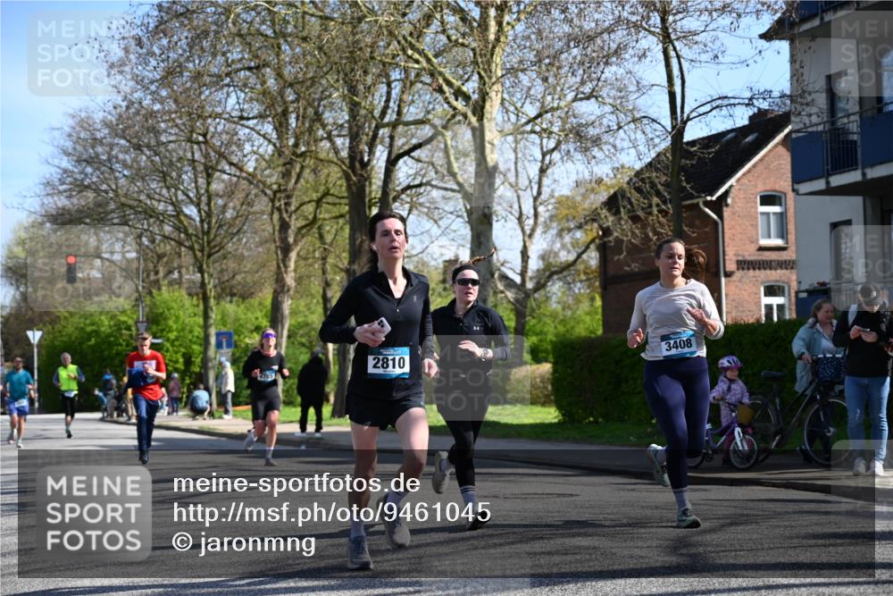 12.04.2026 - 45. Internationalen Wilhelmsburger Insellauf J. Mangold http://msf.ph/oto/9461045 12.04.2026 10:44:56 Ziel 3173, 2190, 4914, 5341, 5435, 5563, 2075, 2810, 3408, 4739, 3416, 2899, 4785, 3566, 5037, 5046, 5037, 5046, 3747, 3054, 2376, 2300, 3334, 4958, 3500, 4958, 3500, 4928, 4333, 2301, 2995, 2134, 3369, 4635, 3772 meine-sportfotos.de