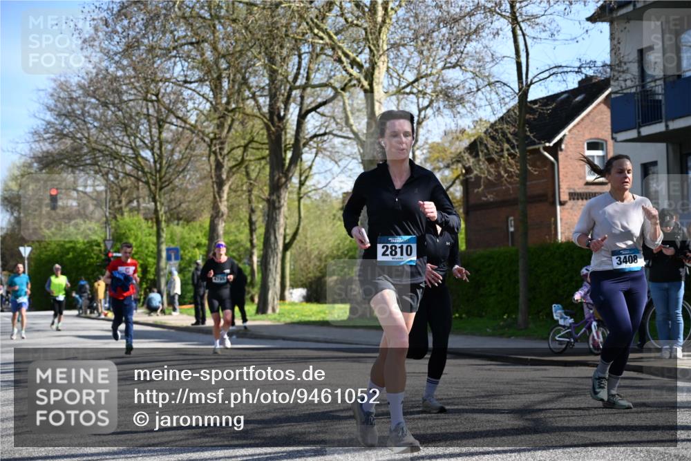 12.04.2026 - 45. Internationalen Wilhelmsburger Insellauf J. Mangold http://msf.ph/oto/9461052 12.04.2026 10:44:57 Ziel 3173, 2190, 4914, 5341, 5435, 5563, 2075, 2810, 3408, 4739, 3416, 2899, 4785, 3566, 5037, 5046, 3747, 3747, 3054, 2376, 2300, 3334, 4958, 3500, 4928, 4928, 4333, 2301, 2995, 2134, 3369, 4635, 3772, 3337 meine-sportfotos.de