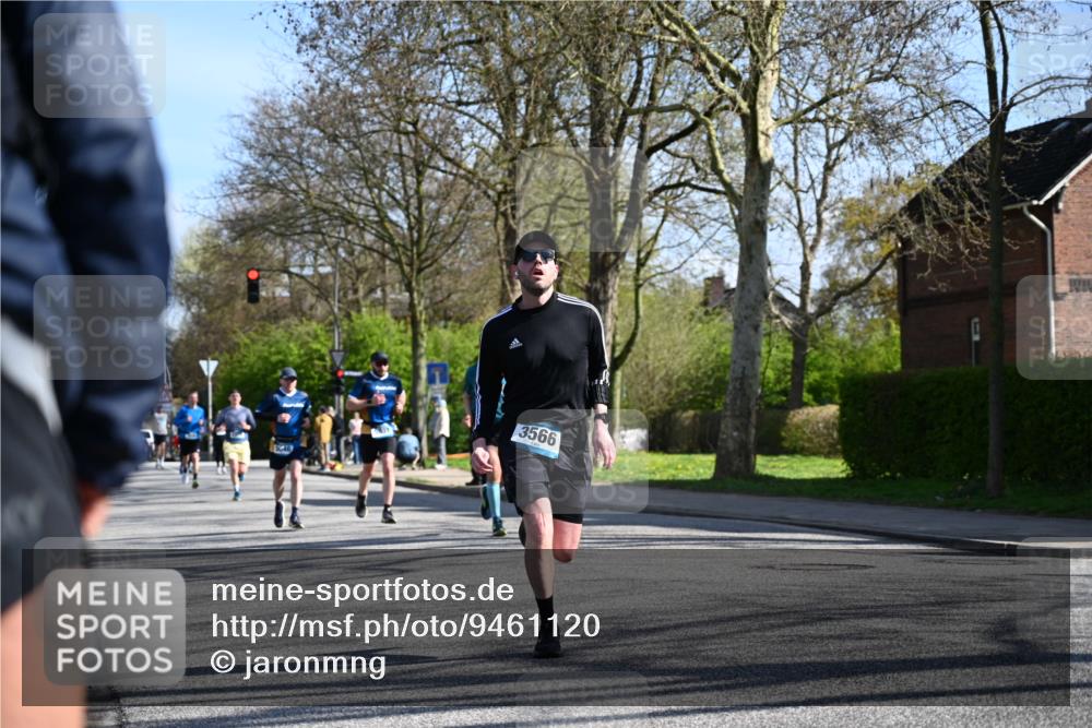 12.04.2026 - 45. Internationalen Wilhelmsburger Insellauf J. Mangold http://msf.ph/oto/9461120 12.04.2026 10:45:07 Ziel 2810, 3408, 4739, 3416, 2899, 4785, 3566, 5037, 5046, 3747, 3054, 2376, 2300, 3334, 4958, 3500, 4928, 4333, 2301, 2995, 2134, 3369, 4635, 3772, 3337, 3680, 5325, 3653, 4139, 4531, 5694, 2216, 3430, 5594, 4481, 4682 meine-sportfotos.de