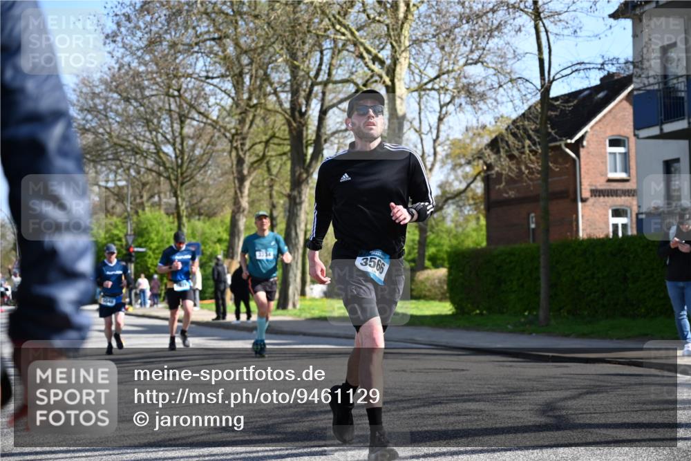 12.04.2026 - 45. Internationalen Wilhelmsburger Insellauf J. Mangold http://msf.ph/oto/9461129 12.04.2026 10:45:08 Ziel 2810, 3408, 4739, 3416, 2899, 4785, 3566, 5037, 5046, 3747, 3054, 2376, 2300, 3334, 4958, 3500, 4958, 3500, 4928, 4333, 2301, 2995, 2134, 3369, 4635, 3772, 3337, 3680, 5325, 3653, 4139, 4531, 5694, 2216, 3430, 5594, 4481, 4682 meine-sportfotos.de