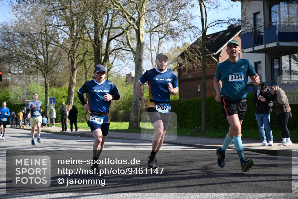 12.04.2026 - 45. Internationalen Wilhelmsburger Insellauf J. Mangold http://msf.ph/oto/9461147 12.04.2026 10:45:11 Ziel 2899, 4785, 3566, 5037, 5046, 3747, 3054, 2376, 2300, 3334, 4958, 3500, 4928, 4333, 2301, 2995, 4333, 2301, 2995, 2134, 3369, 4635, 3772, 3337, 3680, 5325, 3653, 4139, 4531, 5694, 2216, 3430, 5594, 4481, 4682 meine-sportfotos.de