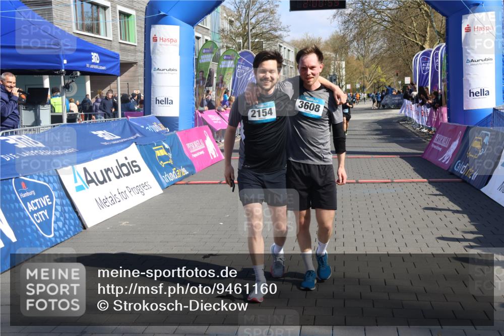 12.04.2026 - 45. Internationalen Wilhelmsburger Insellauf Strokosch-Dieckow http://msf.ph/oto/9461160 12.04.2026 10:50:58 Ziel 4903 meine-sportfotos.de