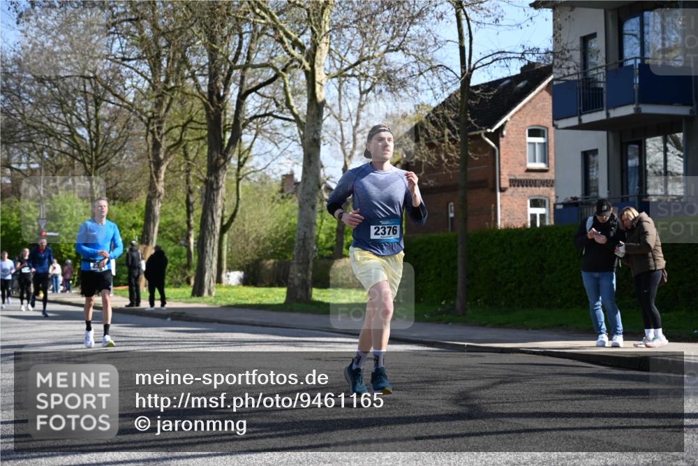 12.04.2026 - 45. Internationalen Wilhelmsburger Insellauf J. Mangold http://msf.ph/oto/9461165 12.04.2026 10:45:14 Ziel 2899, 4785, 3566, 5037, 5046, 3747, 3054, 2376, 2300, 3334, 4958, 3500, 4928, 4333, 2301, 2995, 2134, 3369, 3369, 4635, 3772, 3337, 3680, 5325, 3653, 4139, 4531, 5694, 2216, 3430, 5594, 4481, 4682, 5664 meine-sportfotos.de