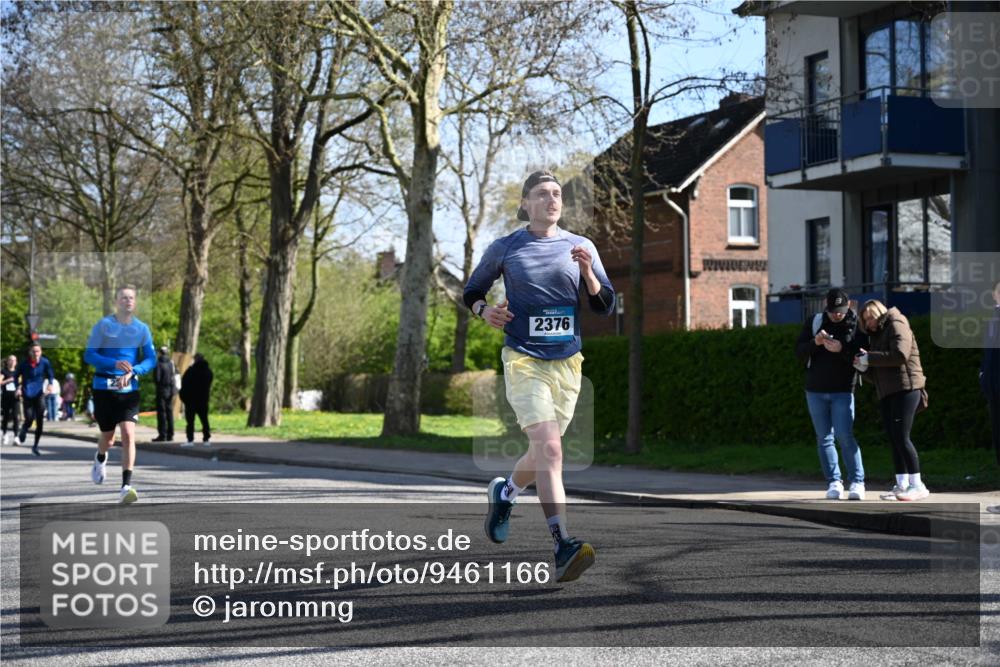 12.04.2026 - 45. Internationalen Wilhelmsburger Insellauf J. Mangold http://msf.ph/oto/9461166 12.04.2026 10:45:14 Ziel 2899, 4785, 3566, 5037, 5046, 3747, 3054, 2376, 2300, 3334, 4958, 3500, 4928, 4333, 2301, 2995, 2134, 3369, 3369, 4635, 3772, 3337, 3680, 5325, 3653, 4139, 4531, 5694, 2216, 3430, 5594, 4481, 4682, 5664 meine-sportfotos.de