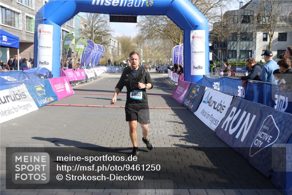 12.04.2026 - 45. Internationalen Wilhelmsburger Insellauf Strokosch-Dieckow http://msf.ph/oto/9461250 12.04.2026 10:51:03 Ziel 4903, 2496 meine-sportfotos.de