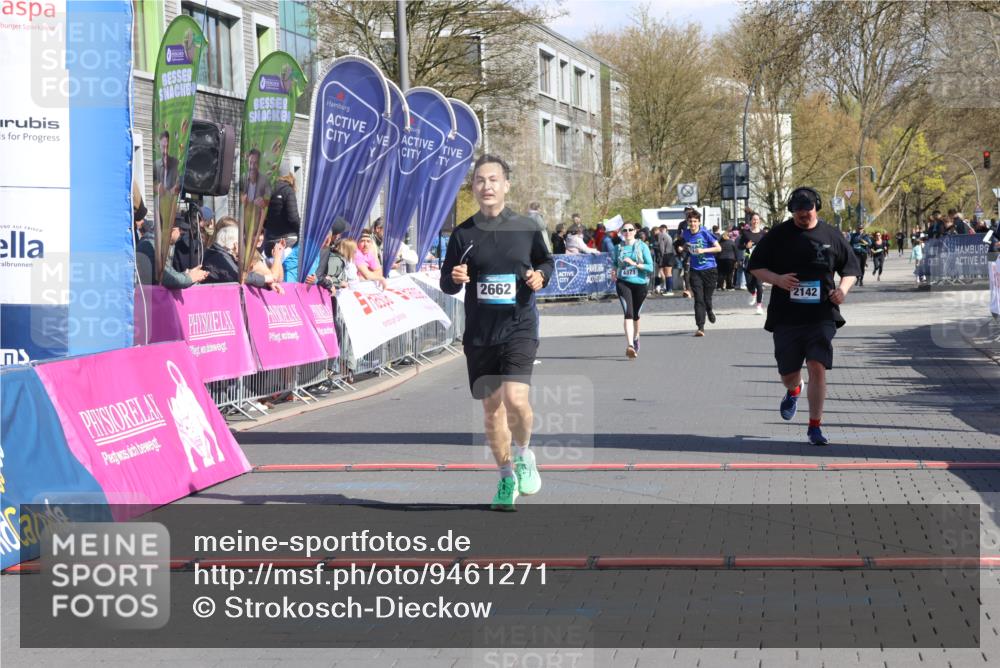 12.04.2026 - 45. Internationalen Wilhelmsburger Insellauf Strokosch-Dieckow http://msf.ph/oto/9461271 12.04.2026 11:09:12 Ziel 0000, 2142 meine-sportfotos.de