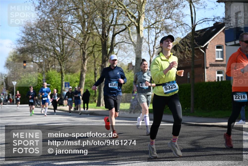12.04.2026 - 45. Internationalen Wilhelmsburger Insellauf J. Mangold http://msf.ph/oto/9461274 12.04.2026 10:45:37 Ziel 2134, 3369, 4635, 3772, 3337, 3680, 5325, 3653, 4139, 4531, 5694, 2216, 3430, 5594, 4481, 4682, 5664, 3172, 2691, 3256, 3848, 3849, 5690, 4182, 2460, 2706, 2706, 4357, 3952, 4755, 3480 meine-sportfotos.de