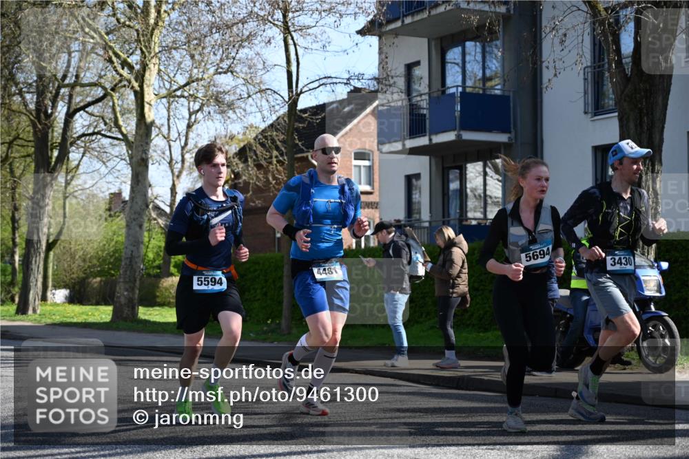 12.04.2026 - 45. Internationalen Wilhelmsburger Insellauf J. Mangold http://msf.ph/oto/9461300 12.04.2026 10:45:44 Ziel 3337, 3680, 5325, 3653, 4139, 4531, 5694, 2216, 3430, 5594, 4481, 4682, 5664, 3172, 2691, 3256, 3848, 3849, 3848, 3849, 5690, 4182, 2460, 2706, 4357, 3952, 4755, 3480, 5050, 5598 meine-sportfotos.de