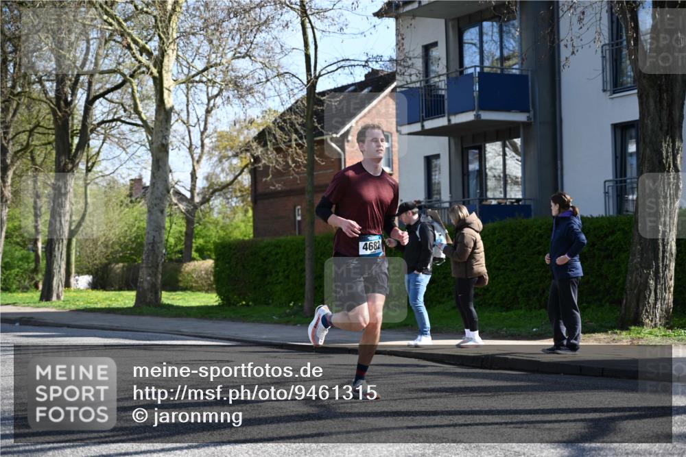 12.04.2026 - 45. Internationalen Wilhelmsburger Insellauf J. Mangold http://msf.ph/oto/9461315 12.04.2026 10:45:47 Ziel 3680, 5325, 3653, 4139, 4531, 5694, 2216, 3430, 5594, 4481, 4682, 5664, 3172, 2691, 3256, 3848, 3849, 5690, 4182, 2460, 2706, 4357, 3952, 4755, 3480, 5050, 5598, 3635, 4762, 5466, 2596 meine-sportfotos.de