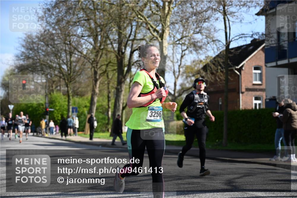 12.04.2026 - 45. Internationalen Wilhelmsburger Insellauf J. Mangold http://msf.ph/oto/9461413 12.04.2026 10:45:59 Ziel 5664, 3172, 2691, 3256, 3848, 3849, 5690, 4182, 2460, 2706, 4357, 3952, 4755, 3480, 5050, 5598, 3635, 4762, 5466, 2596, 5466, 2596, 3008, 4631, 2841, 5726, 5562, 3484, 4331, 3553 meine-sportfotos.de