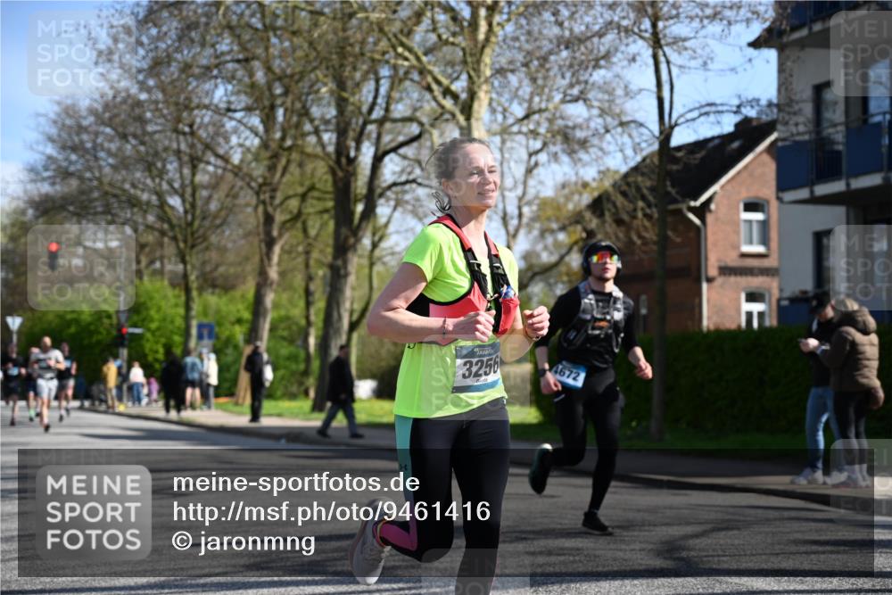 12.04.2026 - 45. Internationalen Wilhelmsburger Insellauf J. Mangold http://msf.ph/oto/9461416 12.04.2026 10:45:59 Ziel 5664, 3172, 2691, 3256, 3848, 3849, 5690, 4182, 2460, 2706, 4357, 3952, 4755, 3480, 5050, 5598, 3635, 4762, 5466, 2596, 5466, 2596, 3008, 4631, 2841, 5726, 5562, 3484, 4331, 3553 meine-sportfotos.de