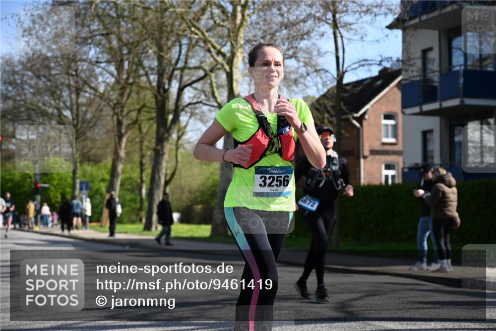 12.04.2026 - 45. Internationalen Wilhelmsburger Insellauf J. Mangold http://msf.ph/oto/9461419 12.04.2026 10:45:59 Ziel 5664, 3172, 2691, 3256, 3848, 3849, 5690, 4182, 2460, 2706, 4357, 3952, 4755, 3480, 5050, 5598, 3635, 4762, 5466, 2596, 5466, 2596, 3008, 4631, 2841, 5726, 5562, 3484, 4331, 3553 meine-sportfotos.de