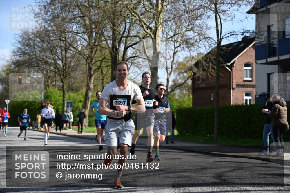 12.04.2026 - 45. Internationalen Wilhelmsburger Insellauf J. Mangold http://msf.ph/oto/9461432 12.04.2026 10:46:06 Ziel 3172, 2691, 3256, 3848, 3849, 5690, 4182, 2460, 2706, 4357, 3952, 4755, 3480, 5050, 5598, 3635, 4762, 5466, 2596, 3008, 4631, 2841, 5726, 5726, 5562, 3484, 4331, 3553, 3713, 3860, 5538, 4706, 4700 meine-sportfotos.de