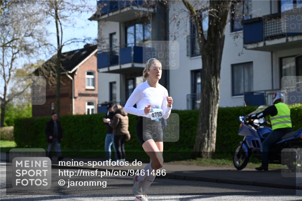 12.04.2026 - 45. Internationalen Wilhelmsburger Insellauf J. Mangold http://msf.ph/oto/9461486 12.04.2026 10:46:11 Ziel 4182, 2460, 2706, 4357, 3952, 4755, 3480, 5050, 5598, 3635, 4762, 5466, 2596, 5466, 2596, 3008, 4631, 2841, 5726, 5562, 3484, 4331, 3553, 4331, 3553, 3713, 3860, 5538, 4706, 4700, 5803, 2206, 5421, 5626 meine-sportfotos.de