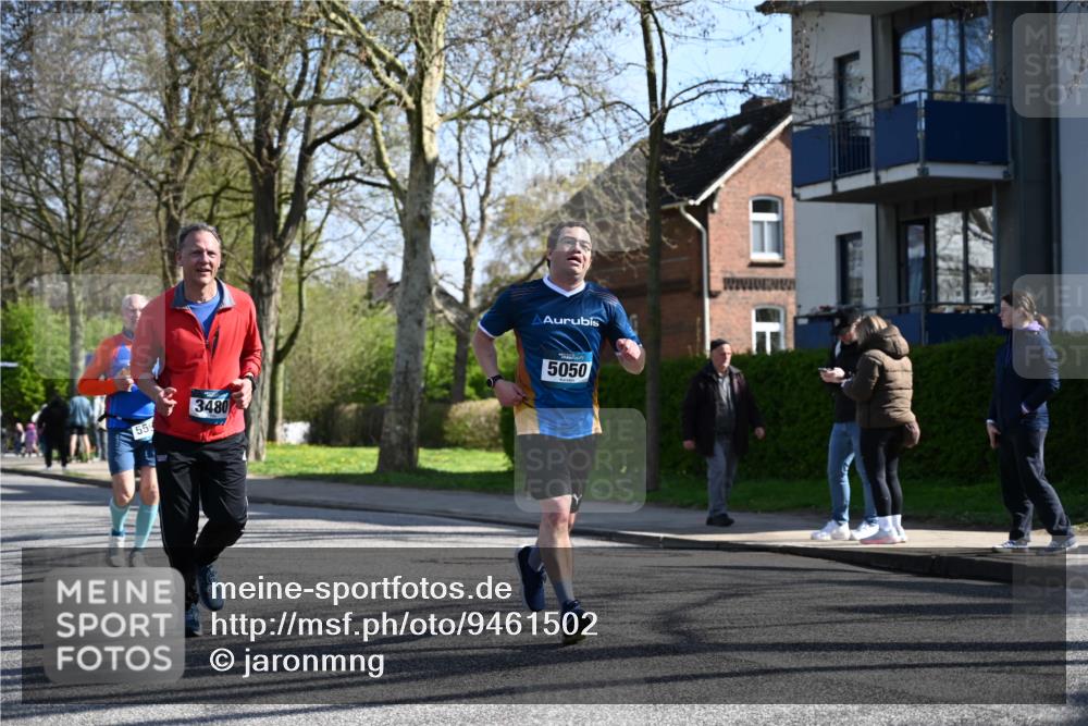 12.04.2026 - 45. Internationalen Wilhelmsburger Insellauf J. Mangold http://msf.ph/oto/9461502 12.04.2026 10:46:12 Ziel 2460, 2706, 4357, 3952, 4755, 3480, 5050, 5598, 3635, 4762, 5466, 2596, 3008, 3008, 4631, 2841, 5726, 5562, 3484, 4331, 3553, 3713, 3713, 3860, 5538, 4706, 4700, 5803, 2206, 5421, 5626, 3493, 3494 meine-sportfotos.de