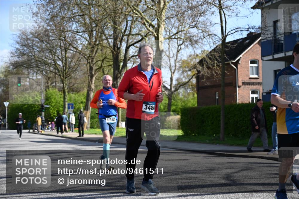 12.04.2026 - 45. Internationalen Wilhelmsburger Insellauf J. Mangold http://msf.ph/oto/9461511 12.04.2026 10:46:13 Ziel 2460, 2706, 4357, 3952, 4755, 3480, 5050, 5598, 3635, 4762, 5466, 2596, 3008, 4631, 2841, 5726, 5562, 3484, 4331, 3553, 3713, 3860, 5538, 4706, 4700, 5803, 2206, 5421, 5626, 3493, 3494, 3010, 3854 meine-sportfotos.de