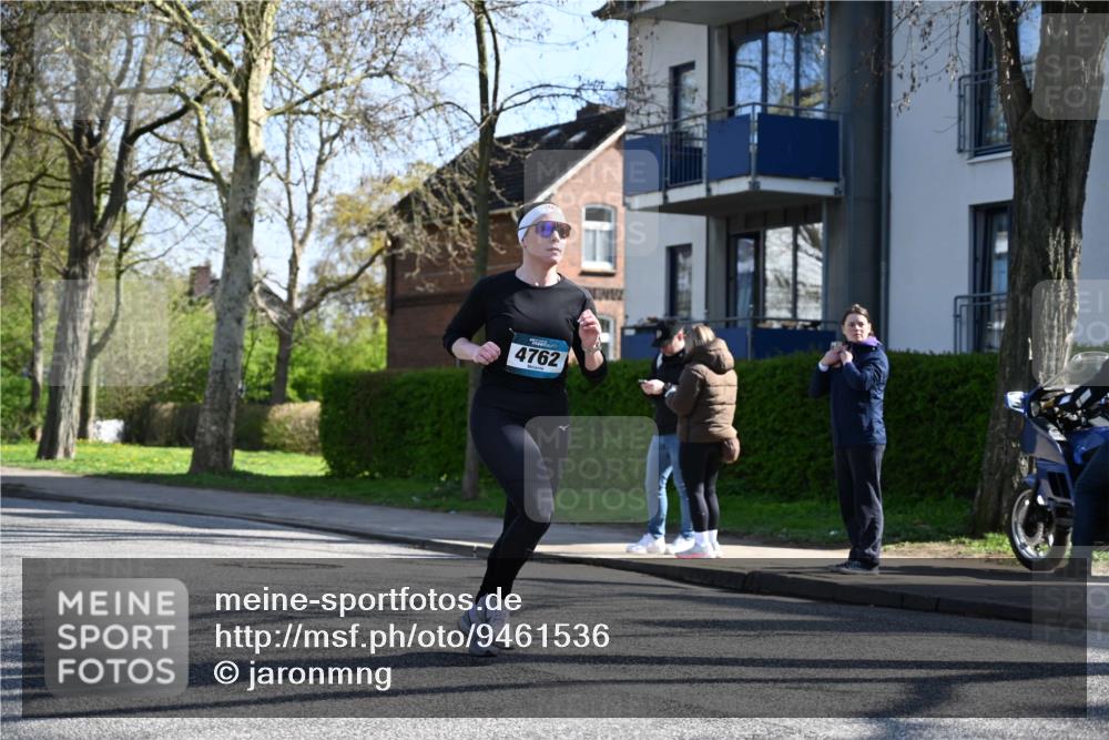 12.04.2026 - 45. Internationalen Wilhelmsburger Insellauf J. Mangold http://msf.ph/oto/9461536 12.04.2026 10:46:21 Ziel 4755, 3480, 5050, 5598, 3635, 4762, 5466, 2596, 3008, 4631, 2841, 5726, 5562, 3484, 4331, 3553, 3713, 3860, 5538, 4706, 4700, 5803, 2206, 5421, 5626, 3493, 3494, 3010, 3854, 2393, 2845, 3332, 3349, 4297 meine-sportfotos.de