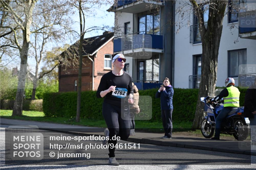12.04.2026 - 45. Internationalen Wilhelmsburger Insellauf J. Mangold http://msf.ph/oto/9461541 12.04.2026 10:46:22 Ziel 4755, 3480, 5050, 5598, 3635, 4762, 5466, 2596, 3008, 4631, 2841, 5726, 5562, 3484, 3484, 4331, 3553, 3713, 3860, 5538, 4706, 4700, 5803, 2206, 2206, 5421, 5626, 3493, 3494, 3010, 3854, 2393, 2845, 3332, 3349, 4297 meine-sportfotos.de
