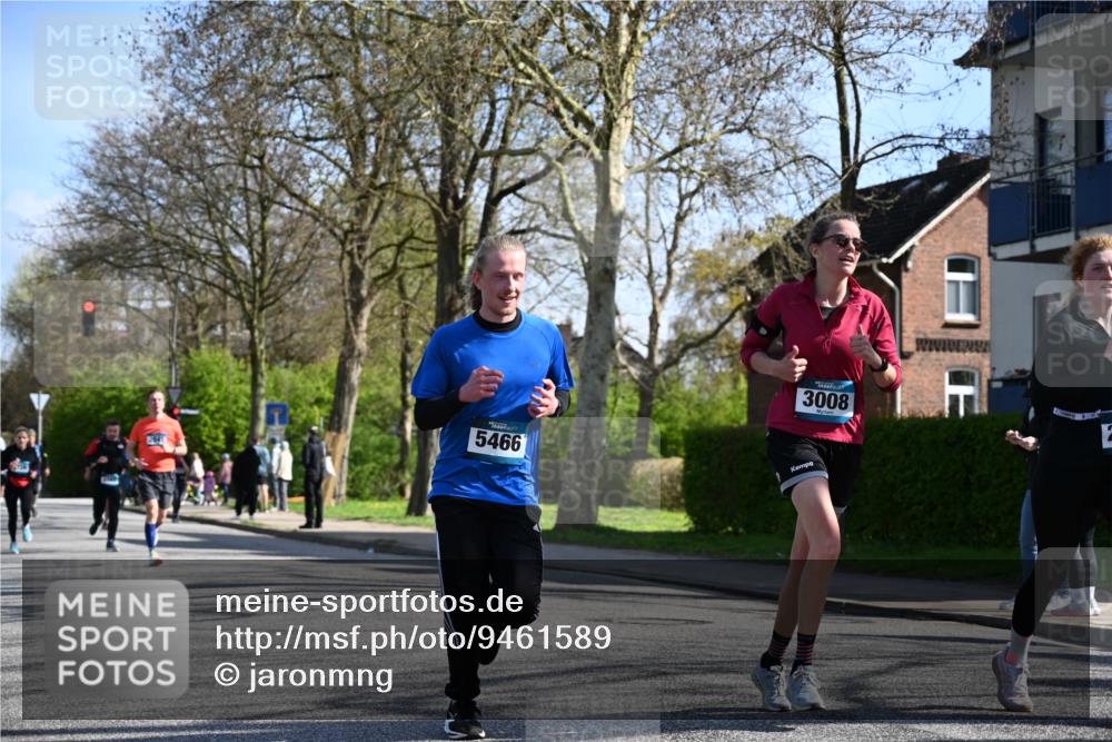 12.04.2026 - 45. Internationalen Wilhelmsburger Insellauf J. Mangold http://msf.ph/oto/9461589 12.04.2026 10:46:27 Ziel 5050, 5598, 3635, 4762, 5466, 2596, 3008, 4631, 2841, 5726, 5562, 3484, 4331, 3553, 3713, 3860, 5538, 4706, 4700, 5803, 2206, 5421, 5626, 3493, 3494, 3010, 3854, 2393, 2845, 2393, 2845, 3332, 3349, 4297, 3830, 3098, 5445 meine-sportfotos.de