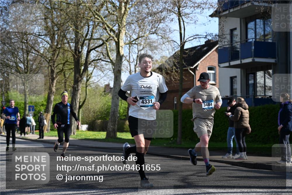 12.04.2026 - 45. Internationalen Wilhelmsburger Insellauf J. Mangold http://msf.ph/oto/9461655 12.04.2026 10:46:37 Ziel 3008, 4631, 2841, 5726, 5562, 3484, 4331, 3553, 3713, 3860, 5538, 4706, 4700, 5803, 2206, 5421, 5626, 3493, 3494, 3010, 3854, 3010, 3854, 2393, 2845, 3332, 3349, 4297, 3830, 3098, 5445, 3098, 5445, 4992, 3450, 5054 meine-sportfotos.de