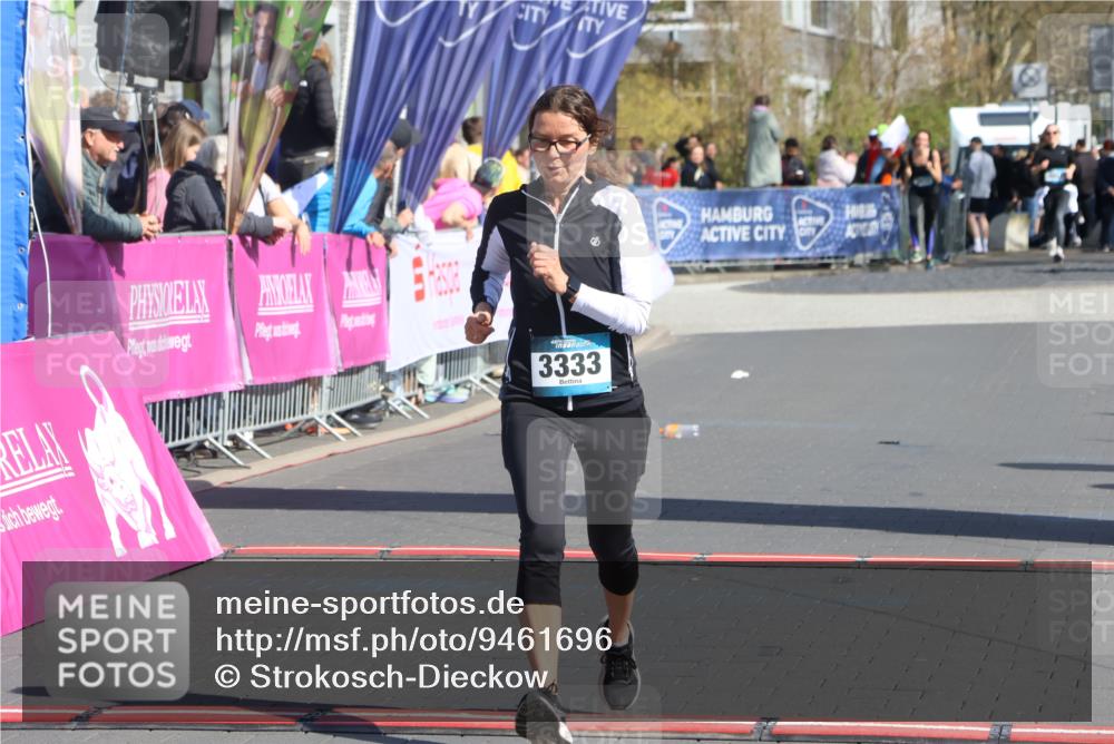 12.04.2026 - 45. Internationalen Wilhelmsburger Insellauf Strokosch-Dieckow http://msf.ph/oto/9461696 12.04.2026 11:09:45 Ziel 4485, 3333 meine-sportfotos.de
