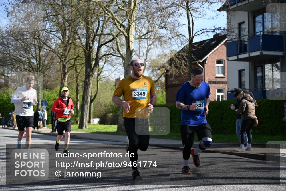 12.04.2026 - 45. Internationalen Wilhelmsburger Insellauf J. Mangold http://msf.ph/oto/9461774 12.04.2026 10:46:56 Ziel 5803, 2206, 5421, 5626, 3493, 3494, 3010, 3854, 2393, 2845, 3332, 3349, 4297, 3830, 3098, 5445, 4992, 3450, 5054, 5054, 2358, 4932, 4402, 4367 meine-sportfotos.de