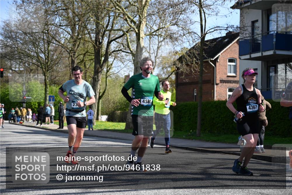 12.04.2026 - 45. Internationalen Wilhelmsburger Insellauf J. Mangold http://msf.ph/oto/9461838 12.04.2026 10:47:27 Ziel 2358, 4932, 4402, 4367, 4181, 5272, 3174, 3174, 4360, 4539, 3762, 4568, 3325, 5749, 2784, 4834, 4330, 3311, 2809, 4415, 4681, 2373, 2384, 2442, 3631, 5578, 3414 meine-sportfotos.de
