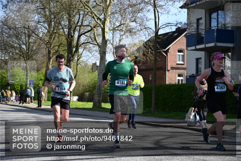 12.04.2026 - 45. Internationalen Wilhelmsburger Insellauf J. Mangold http://msf.ph/oto/9461842 12.04.2026 10:47:27 Ziel 2358, 4932, 4402, 4367, 4181, 5272, 3174, 3174, 4360, 4539, 3762, 4568, 3325, 5749, 2784, 4834, 4330, 3311, 2809, 4415, 4681, 2373, 2384, 2442, 3631, 5578, 3414 meine-sportfotos.de
