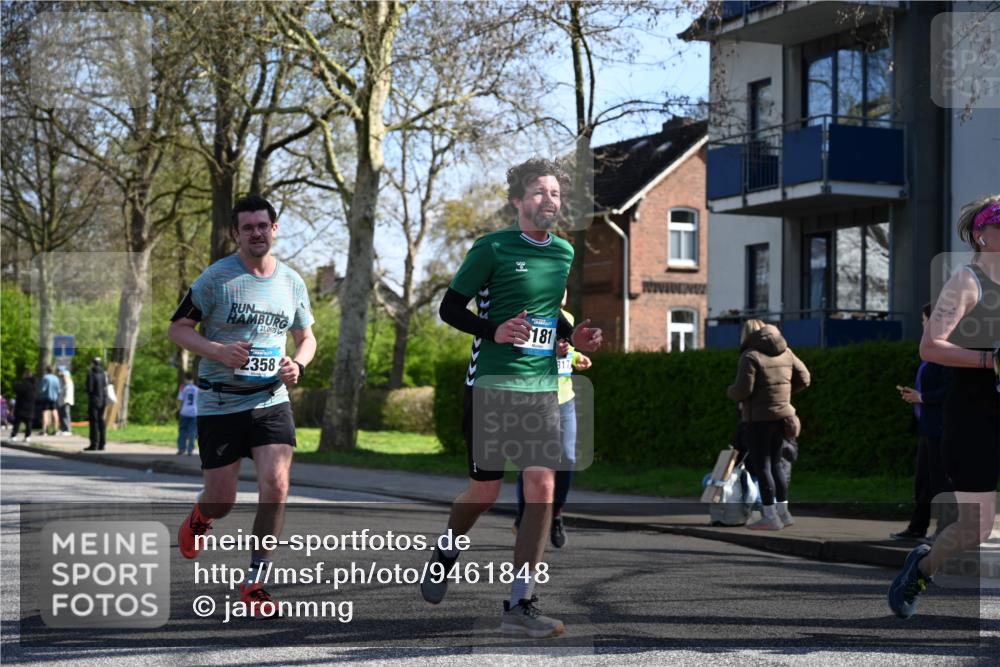 12.04.2026 - 45. Internationalen Wilhelmsburger Insellauf J. Mangold http://msf.ph/oto/9461848 12.04.2026 10:47:28 Ziel 2358, 4932, 4402, 4367, 4181, 5272, 3174, 4360, 4360, 4539, 3762, 4568, 3325, 5749, 2784, 4834, 4330, 3311, 2809, 4415, 4681, 2373, 2384, 2442, 3631, 5578, 3414 meine-sportfotos.de