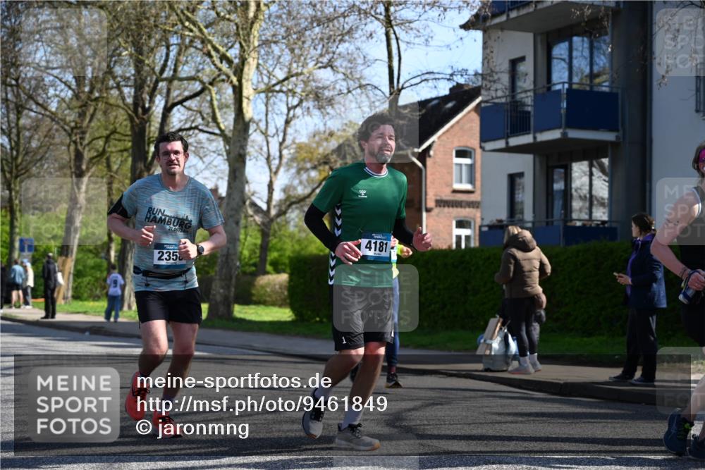 12.04.2026 - 45. Internationalen Wilhelmsburger Insellauf J. Mangold http://msf.ph/oto/9461849 12.04.2026 10:47:28 Ziel 2358, 4932, 4402, 4367, 4181, 5272, 3174, 4360, 4360, 4539, 3762, 4568, 3325, 5749, 2784, 4834, 4330, 3311, 2809, 4415, 4681, 2373, 2384, 2442, 3631, 5578, 3414 meine-sportfotos.de