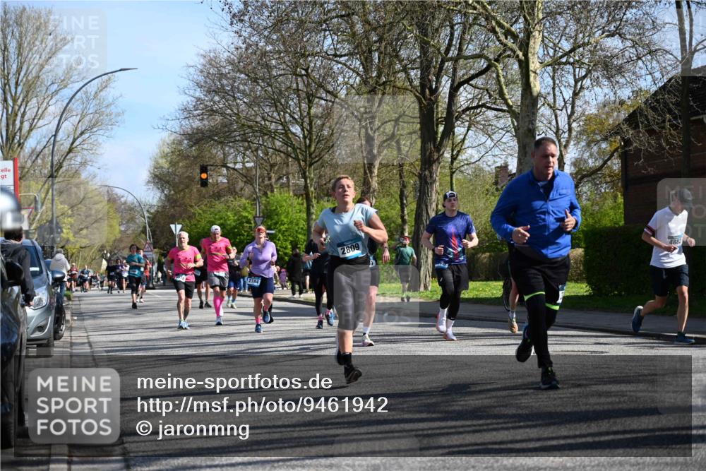 12.04.2026 - 45. Internationalen Wilhelmsburger Insellauf J. Mangold http://msf.ph/oto/9461942 12.04.2026 10:47:56 Ziel 4568, 3325, 5749, 2784, 4834, 4330, 3311, 2809, 4415, 4681, 2373, 2384, 2442, 3631, 5578, 3414, 3307, 4882, 2053, 4563, 4866, 2438, 3513, 2854, 2887, 3103, 4424, 4424, 3509, 4768, 3060, 3063, 2992, 2846, 3722, 4088, 4913 meine-sportfotos.de