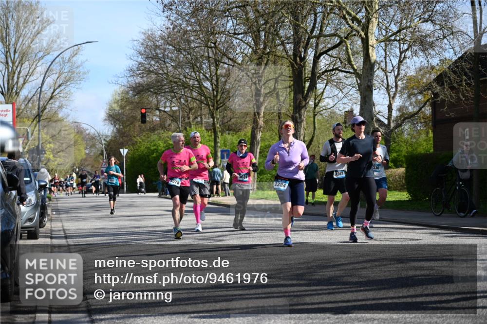 12.04.2026 - 45. Internationalen Wilhelmsburger Insellauf J. Mangold http://msf.ph/oto/9461976 12.04.2026 10:47:59 Ziel 5749, 2784, 4834, 4330, 3311, 2809, 4415, 4681, 2373, 2384, 2442, 3631, 5578, 3414, 3307, 4882, 2053, 4563, 4866, 2438, 3513, 2854, 2887, 3103, 4424, 3509, 4768, 3509, 4768, 3060, 3063, 2992, 2846, 3722, 4088, 4913, 4675, 3007 meine-sportfotos.de