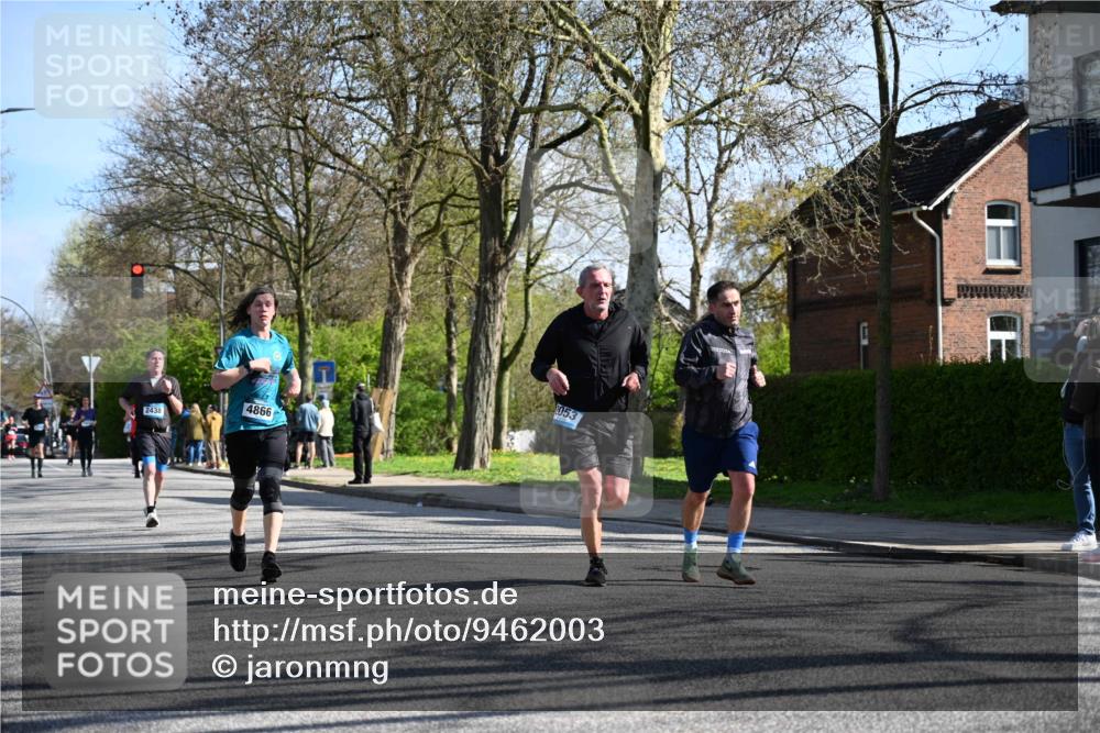 12.04.2026 - 45. Internationalen Wilhelmsburger Insellauf J. Mangold http://msf.ph/oto/9462003 12.04.2026 10:48:04 Ziel 4834, 4330, 3311, 2809, 4415, 4681, 2373, 2384, 2442, 3631, 5578, 3414, 3307, 4882, 2053, 4563, 4866, 2438, 3513, 2854, 2887, 2854, 2887, 3103, 4424, 3509, 4768, 3060, 3063, 2992, 2846, 3722, 4088, 3722, 4088, 4913, 4675, 3007 meine-sportfotos.de