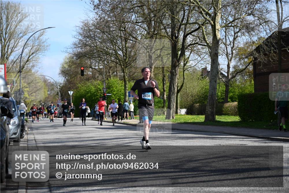 12.04.2026 - 45. Internationalen Wilhelmsburger Insellauf J. Mangold http://msf.ph/oto/9462034 12.04.2026 10:48:07 Ziel 4834, 4330, 3311, 2809, 4415, 4681, 2373, 2384, 2442, 3631, 5578, 3414, 3307, 4882, 2053, 4563, 4866, 2438, 3513, 2854, 2887, 3103, 3103, 4424, 3509, 4768, 3060, 3063, 2992, 2846, 3722, 4088, 4913, 4675, 3007 meine-sportfotos.de