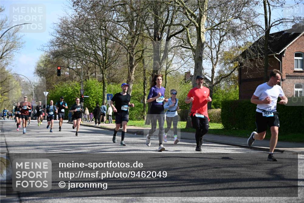 12.04.2026 - 45. Internationalen Wilhelmsburger Insellauf J. Mangold http://msf.ph/oto/9462049 12.04.2026 10:48:15 Ziel 2384, 2442, 3631, 5578, 3414, 3307, 4882, 2053, 4563, 4866, 2438, 3513, 2854, 2887, 3103, 4424, 3509, 4768, 3060, 3063, 2992, 2846, 2846, 3722, 4088, 4913, 4675, 3007, 4336, 3760, 3695, 5039, 2672, 4789 meine-sportfotos.de
