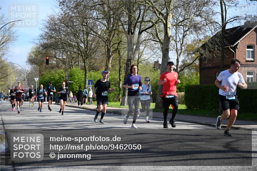 12.04.2026 - 45. Internationalen Wilhelmsburger Insellauf J. Mangold http://msf.ph/oto/9462050 12.04.2026 10:48:15 Ziel 2384, 2442, 3631, 5578, 3414, 3307, 4882, 2053, 4563, 4866, 2438, 3513, 2854, 2887, 3103, 4424, 3509, 4768, 3060, 3063, 2992, 2846, 2846, 3722, 4088, 4913, 4675, 3007, 4336, 3760, 3695, 5039, 2672, 4789 meine-sportfotos.de
