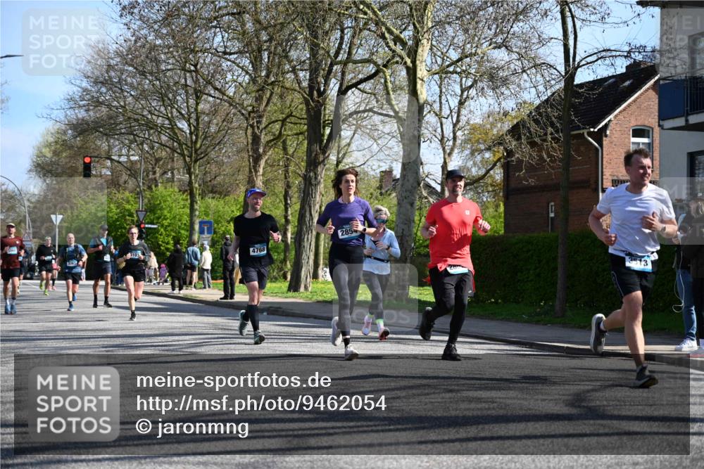 12.04.2026 - 45. Internationalen Wilhelmsburger Insellauf J. Mangold http://msf.ph/oto/9462054 12.04.2026 10:48:15 Ziel 2384, 2442, 3631, 5578, 3414, 3307, 4882, 2053, 4563, 4866, 2438, 3513, 2854, 2887, 3103, 4424, 3509, 4768, 3060, 3063, 2992, 2846, 2846, 3722, 4088, 4913, 4675, 3007, 4336, 3760, 3695, 5039, 2672, 4789 meine-sportfotos.de