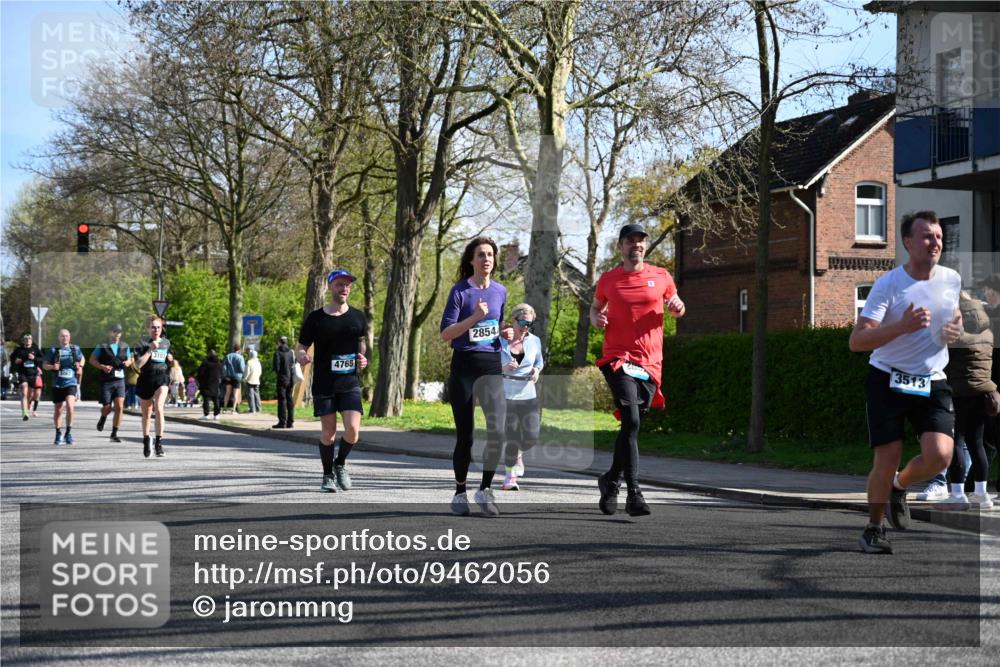 12.04.2026 - 45. Internationalen Wilhelmsburger Insellauf J. Mangold http://msf.ph/oto/9462056 12.04.2026 10:48:15 Ziel 2384, 2442, 3631, 5578, 3414, 3307, 4882, 2053, 4563, 4866, 2438, 3513, 2854, 2887, 3103, 4424, 3509, 4768, 3060, 3063, 2992, 2846, 2846, 3722, 4088, 4913, 4675, 3007, 4336, 3760, 3695, 5039, 2672, 4789 meine-sportfotos.de