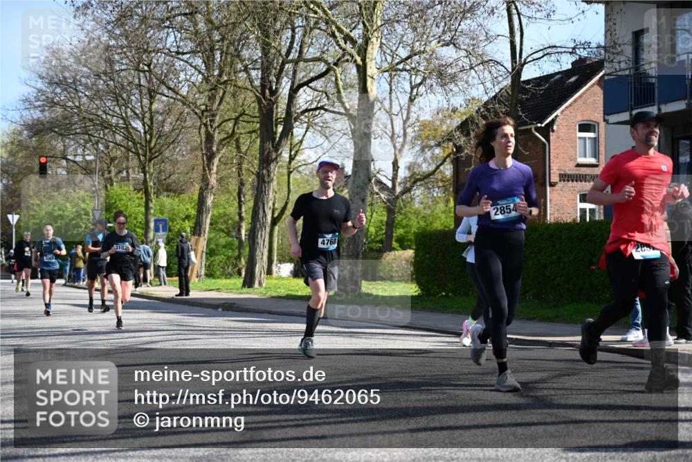 12.04.2026 - 45. Internationalen Wilhelmsburger Insellauf J. Mangold http://msf.ph/oto/9462065 12.04.2026 10:48:16 Ziel 2442, 3631, 5578, 3414, 3307, 4882, 2053, 4563, 4866, 2438, 3513, 2854, 2887, 3103, 4424, 3509, 4768, 3060, 3063, 2992, 2846, 3722, 4088, 3722, 4088, 4913, 4675, 3007, 4336, 3760, 3695, 5039, 2672, 4789, 4661, 5360 meine-sportfotos.de