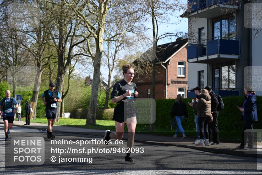 12.04.2026 - 45. Internationalen Wilhelmsburger Insellauf J. Mangold http://msf.ph/oto/9462093 12.04.2026 10:48:19 Ziel 4882, 2053, 4563, 4866, 2438, 3513, 2854, 2887, 3103, 4424, 3509, 4768, 3060, 3063, 2992, 2846, 3722, 4088, 4913, 4675, 3007, 4336, 3760, 3695, 5039, 2672, 4789, 4661, 5360, 5649, 2649, 2231, 3200 meine-sportfotos.de