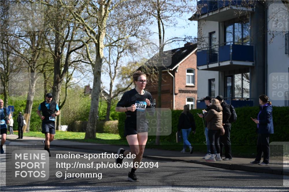 12.04.2026 - 45. Internationalen Wilhelmsburger Insellauf J. Mangold http://msf.ph/oto/9462094 12.04.2026 10:48:19 Ziel 4882, 2053, 4563, 4866, 2438, 3513, 2854, 2887, 3103, 4424, 3509, 4768, 3060, 3063, 2992, 2846, 3722, 4088, 4913, 4675, 3007, 4336, 3760, 3695, 5039, 2672, 4789, 4661, 5360, 5649, 2649, 2231, 3200 meine-sportfotos.de
